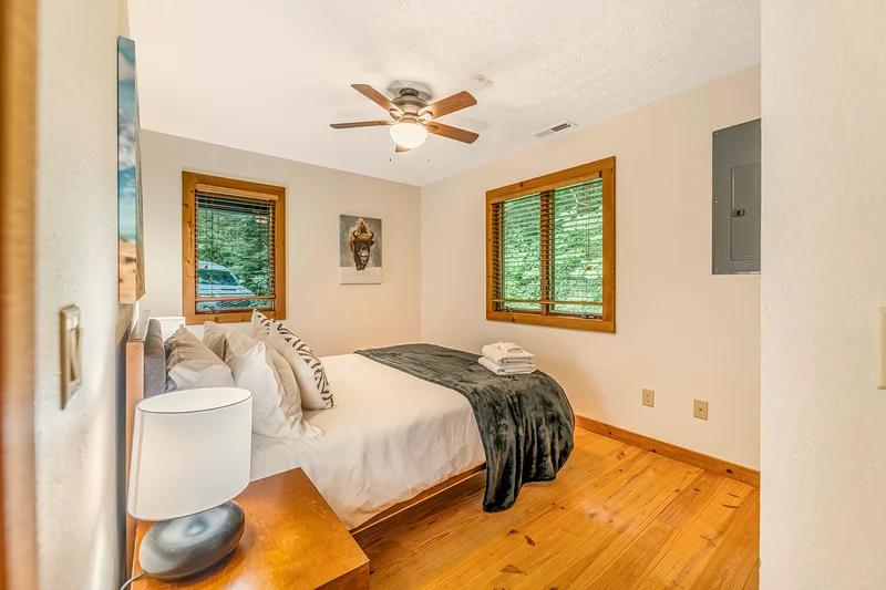 Glenway Chalet bedroom one queen bed — Maggie Valley NC